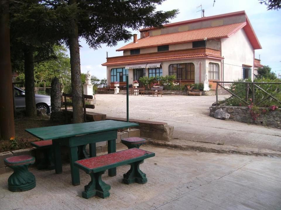 B&B Passo Del Falco Sorianello Luaran gambar