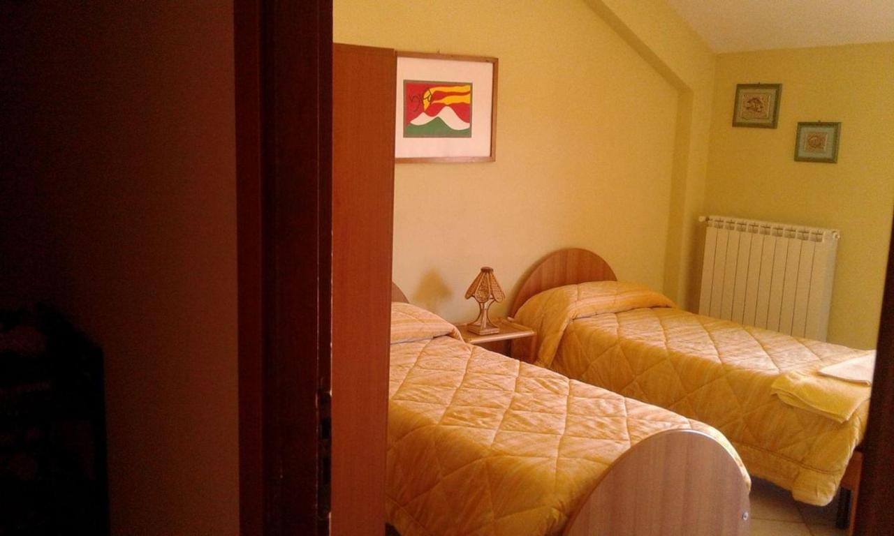 B&B Passo Del Falco Sorianello Luaran gambar